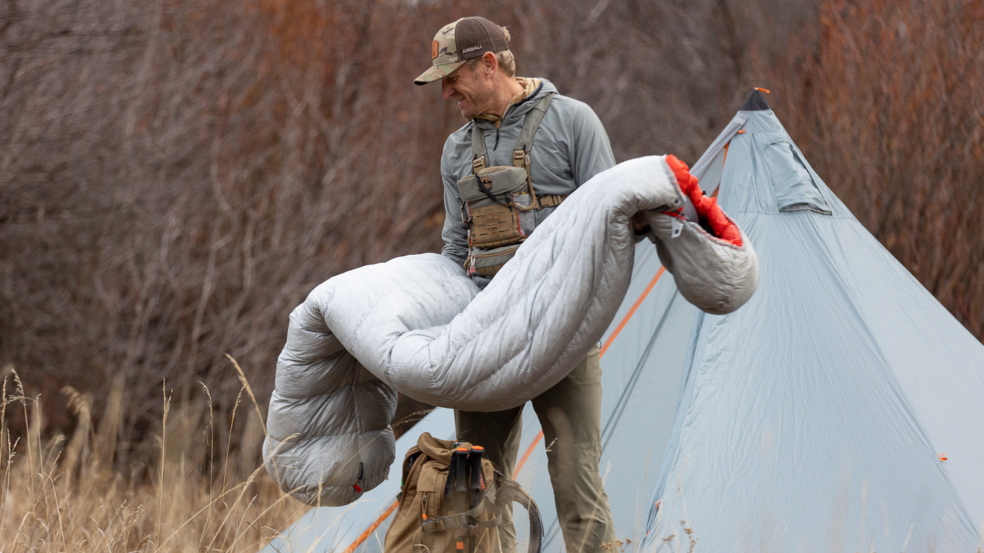 Load video: Alpine 20 degree Sleeping Bag